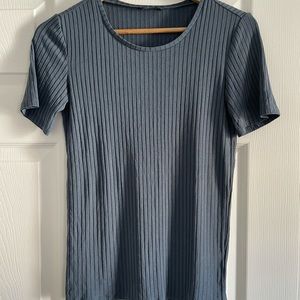 Fitted Ribbed Short Sleeve Top in Slate Blue